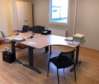 Bureau privé 25 m² 2 postes Coworking Square du Docteur Henri Laborit Compiègne 60200 - photo 1